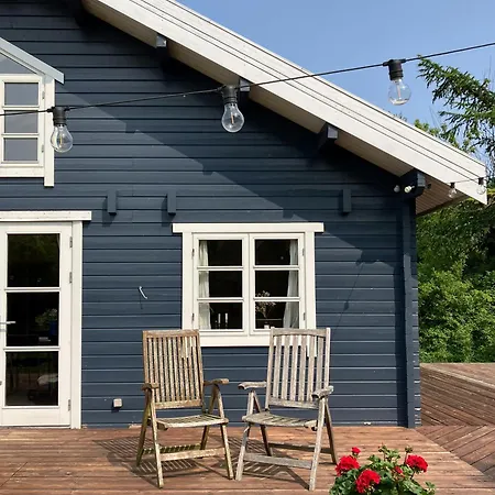 Nature-rich Summer House With Wild Garden Mern
