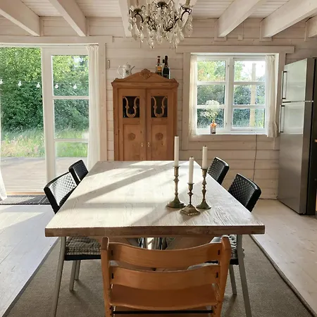 Nature-rich Summer House With Wild Garden * Mern